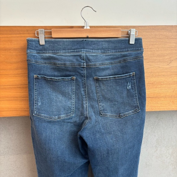 Spanx Skinny Distressed Jeans, Size L - Picture 8 of 10